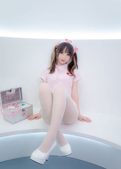 《偷窥女教师》在线观看